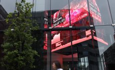 Бюджетната криза във Франция подкрепи долара и потопи еврото