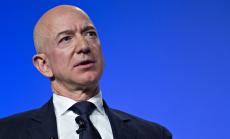 Джеф Безос: Amazon трябва да полага повече грижи за своите служители