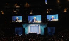 Защо Бъфет не инвестира в биткойн и на какво залага вместо това?