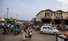 Индийският брутен вътрешен продукт се свива с 23,9%