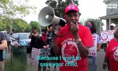 Пастор Деванте води мирен протест в Мемфис, част 2