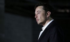 Илон Мъск продава част от своя дял в Tesla на стойност 3,6 милиарда долара