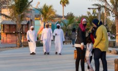 ОАЕ искат 10% от заетите в частния сектор да са граждани на емирствата