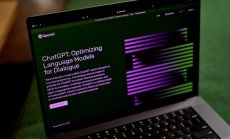 След Meta и Google пуска конкурент на ChatGPT