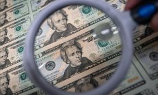 Трейдърите залагат на опции по валутите заради политическите сътресения