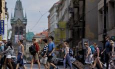 ЕК препоръчва постепенно премахване на ограниченията за пътуване в ЕС от 1 юли