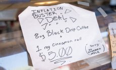 Фед може да обяви победа над инфлацията, но ще се понижат ли лихвите?