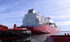 Гърция започва тестове на газовия терминал, в който и България е акционер