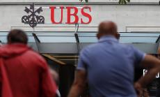 UBS на съд във Франция заради данъчни измами