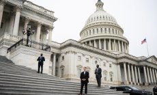 Правителството на САЩ спря работа, след като демократите блокираха финансирането