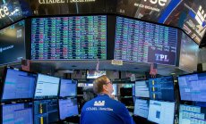 Бумът на Уолстрийт през юни е голям залог срещу песимистите за икономиката