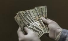 Понижаващият се дял на долара в глобалните валутни резерви е подвеждащ сигнал 