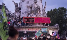 Акциите и еврото поскъпват в облекчение след изборите във Франция