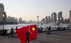 Повече волатилност за китайските акции през 2016