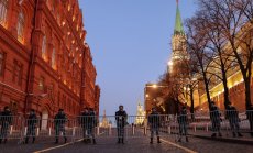 Западните банки не могат да напуснат Русия без да продават на близки до Кремъл