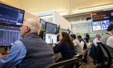 Пазарите претърпяха необуздан април. Сега инвеститорите искат яснота от Тръмп