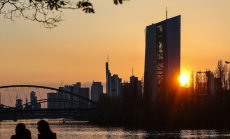 Европейските акции поевтиняват за трети ден преди срещата на ЕЦБ