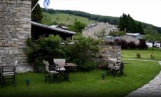 Гръцкото село Нимфео се преражда от руините с мечтата да стане туристическа перла