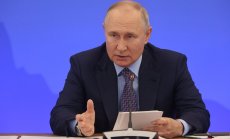 Година след заграбването на Запорожието Русия твърди, че защитавала своя "суверенитет"