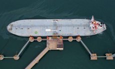 Големите китайски пристанища поддържат потока от ирански петрол въпреки санкциите