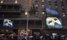 Мениджъри насърчават интереса към култура и образование с нова придобивка 