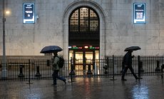 Възстановяването на сделките се сблъсква с нови рискове в края на годината