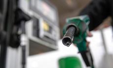 Петролът отново на 6-годишно дъно