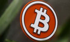 Биткойнът претърпява срив, а Етер отчита най-големия си спад от 2021 г.