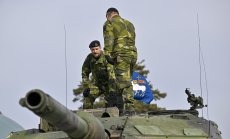 Йенс Столтенберг обвини Китай, че поддържа военизираната икономика на Русия