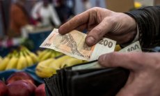 Чешките банки са заплашени от 60% извънреден данък за финансиране на държавната енергийна помощ