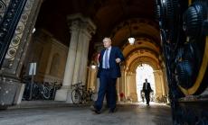 Oбединеното кралство възобновява търговските преговори с ЕС