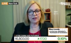 Европа не иска да бъде изиграна от Китай и САЩ