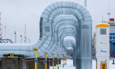 Рояците украински дронове все по-често спират руските рафинерии