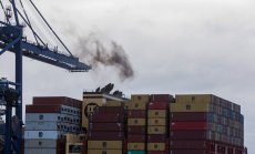 Едно от най-мръсните горива в света поскъпва драстично