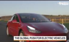 Анди Палмът: Някои автопроизводители просто ще изчезнат