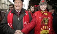 Руските комунисти са следващото главоболие за Путин