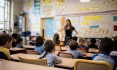 Програма поставя учители в ролята на ученици, учейки ги на AI и медийна грамотност