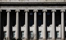 Доходността на глобалните облигационни пазари удря нови върхове 