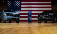 Jeep Cherokee се възражда като хибрид, за да донесе обрат при продажбите
