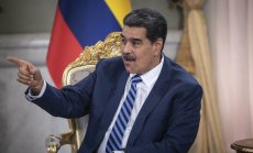 Отмяна на санкциите е в полза само на Мадуро, докато Венецуела се разпада