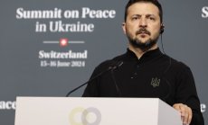 НАТО: Пътят на Украйна към членство в алианса е "необратим"