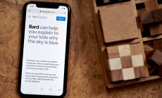 Служители на Google поставят под въпрос полезността на чатбота Bard