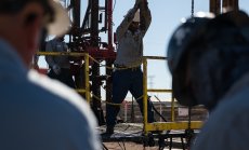 Цунамито на петролния пазар през 2026 г. ще струва скъпо