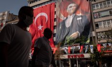 Турция започна разследване срещу лидера на опозицията и арестува нейни кметове