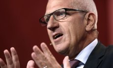 Затвор грози бивш шеф на швейцарска банка заради присвояване на средства 