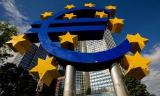 България е изключително далеч от Шенген и еврозоната