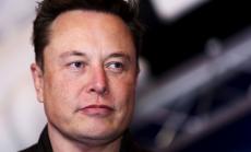 Tesla може да не изпълни заявката на Мъск за напълно автономна кола през 2021 г.