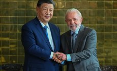 ЕС гледа пасивно отстрани битката за търговско влияние в Латинска Америка