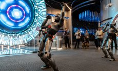 Китай алармира за риск от балон в процъфтяващата индустрия за хуманоидни роботи