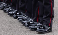 Румъния ще предлага платен военен интензивен курс, за да подсили армията си